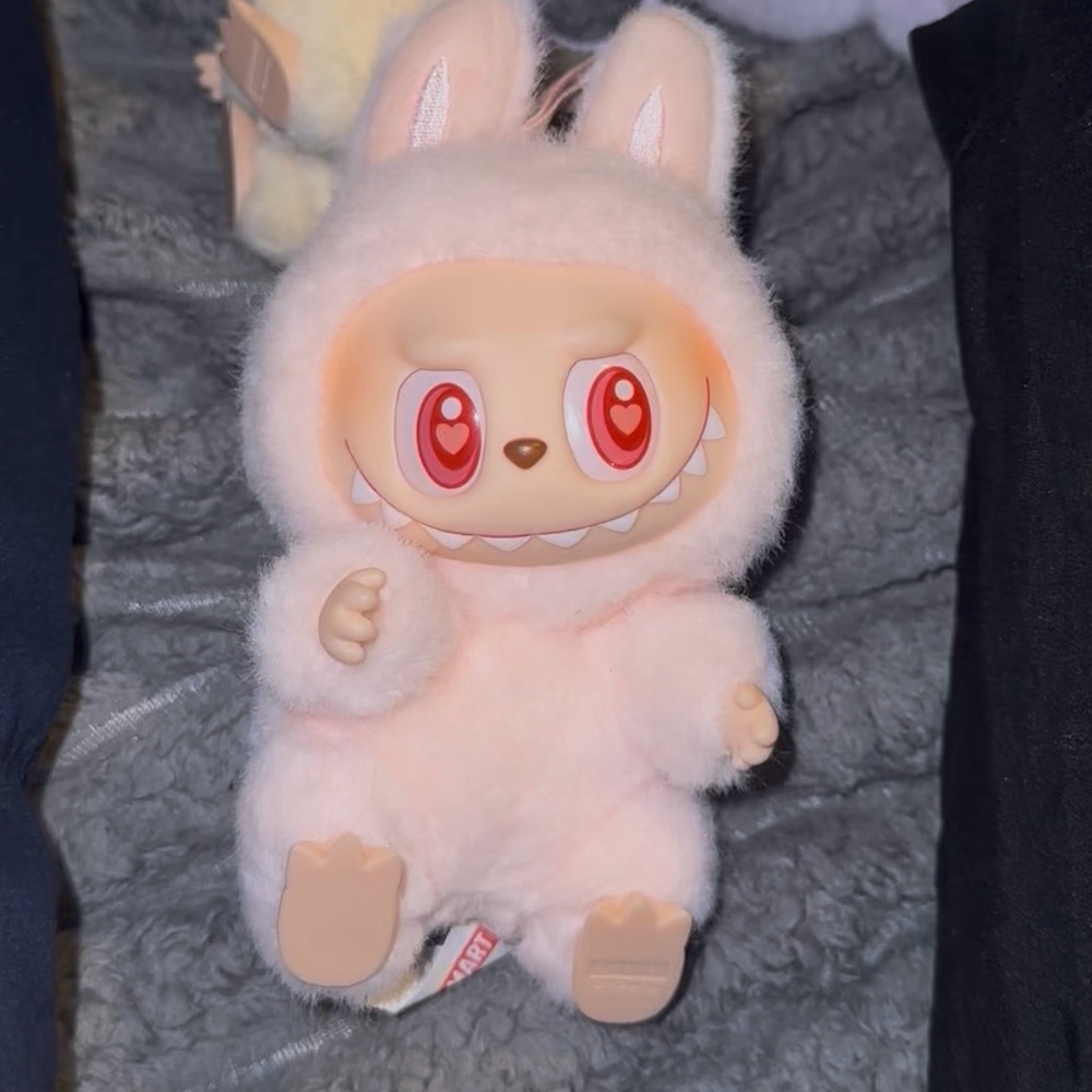 LABUBU